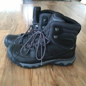 KEEN Targhee High Lace Waterproof Boots--Like New